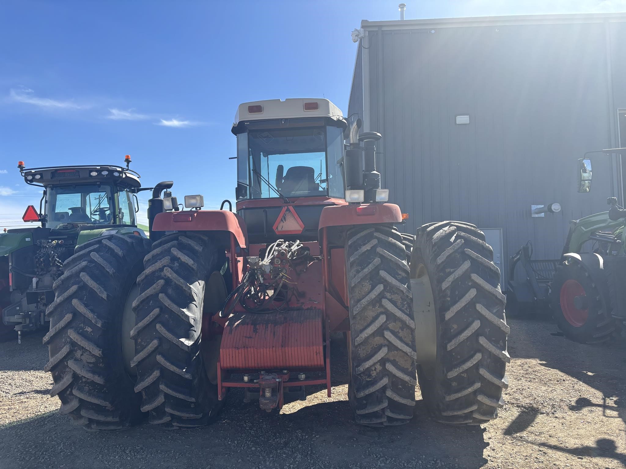 2004 Versatile 2375