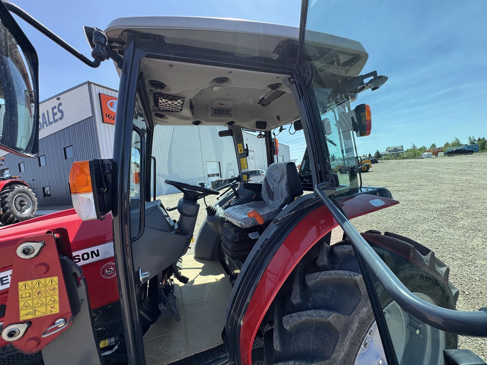2021 Massey Ferguson 2860M