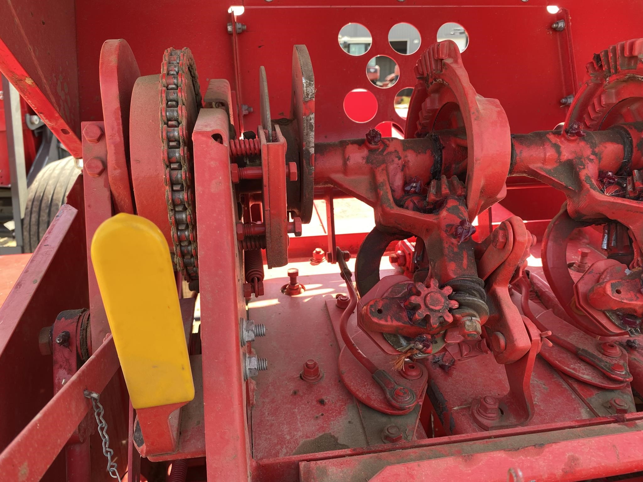 2015 Massey Ferguson 1838