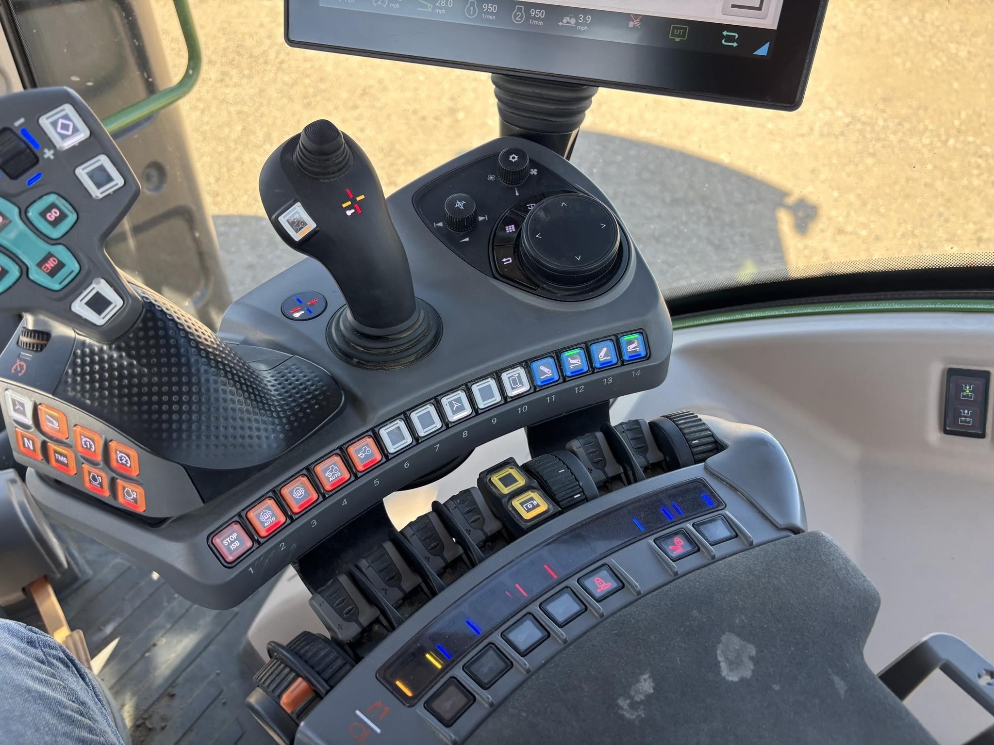 2022 Fendt 311 VARIO