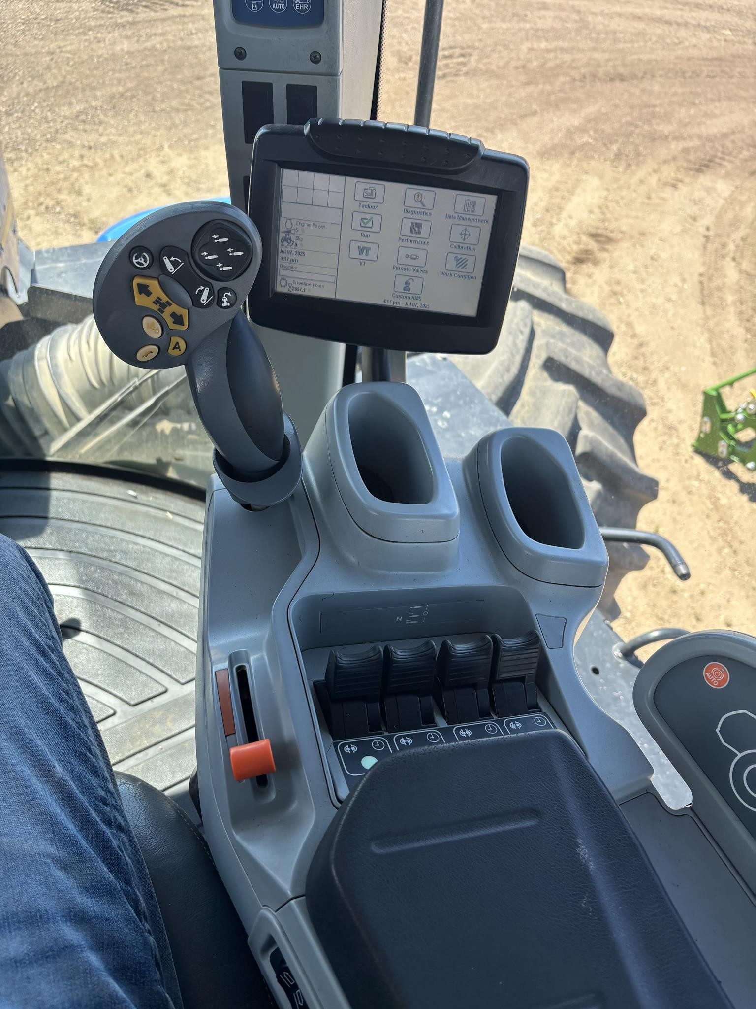 2012 New Holland T9.615