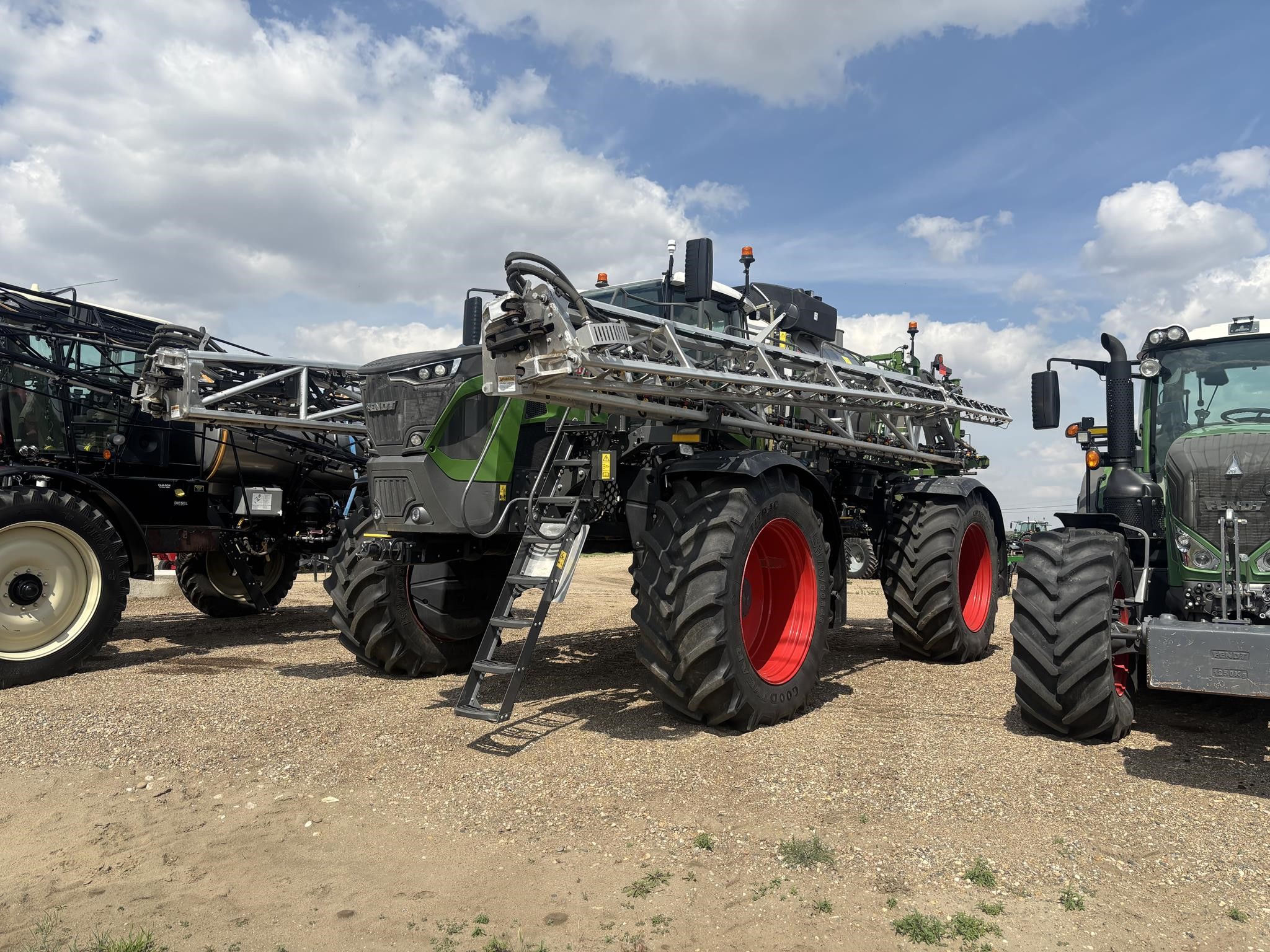 2023 Fendt RG937