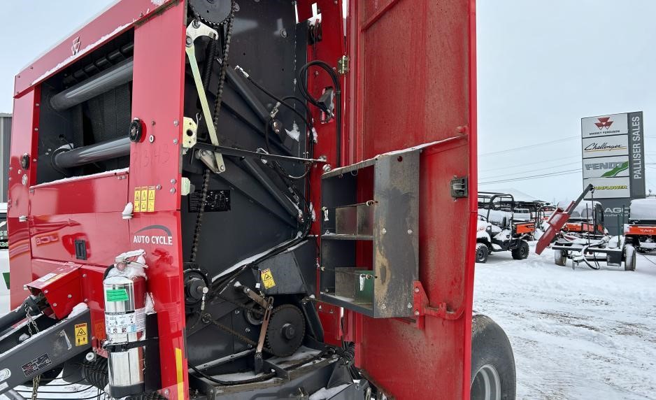 2022 Massey Ferguson 2956A