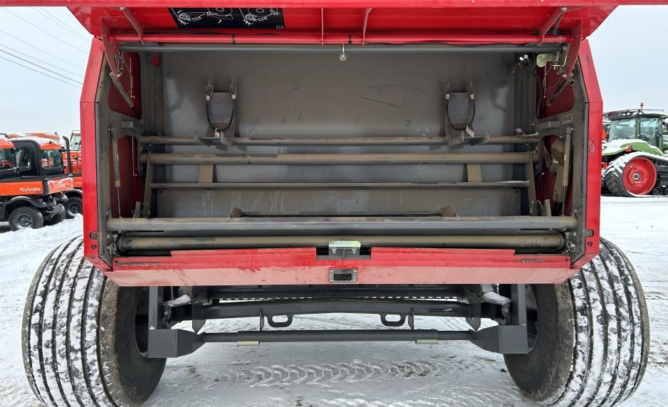 2022 Massey Ferguson 2956A