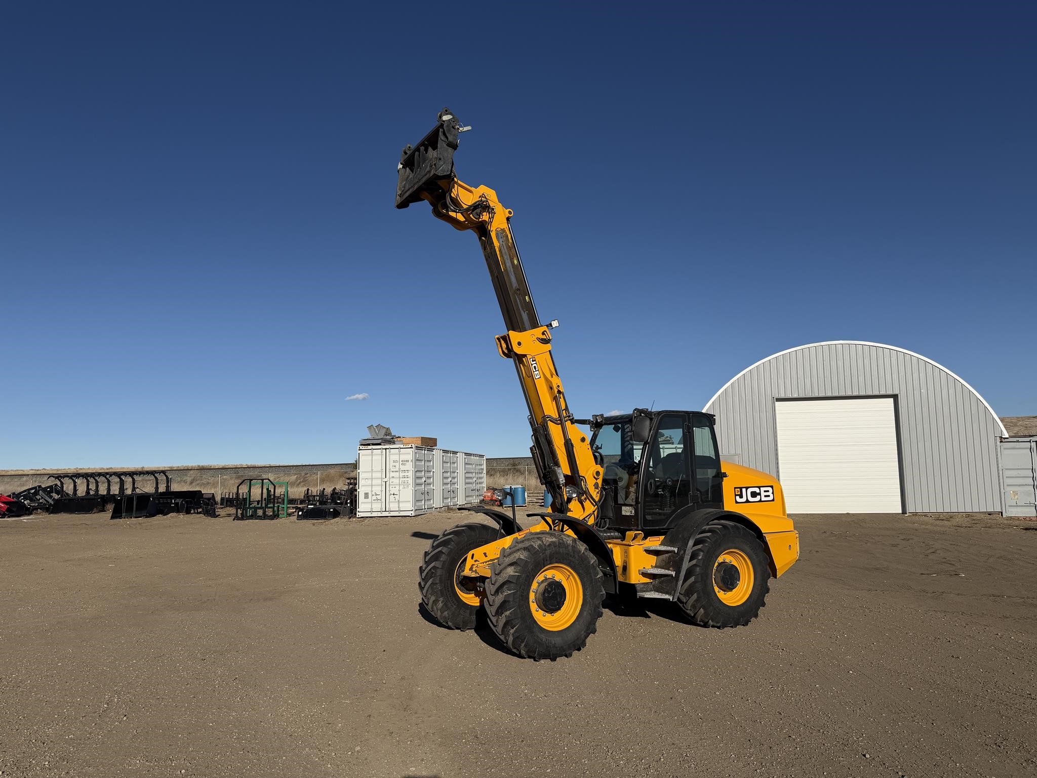 2022 Jcb TM420