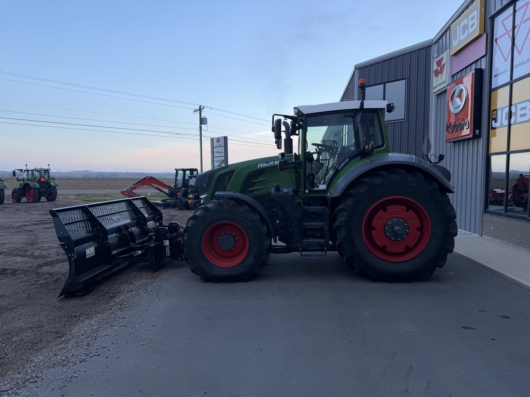 2023 Fendt 828 VARIO
