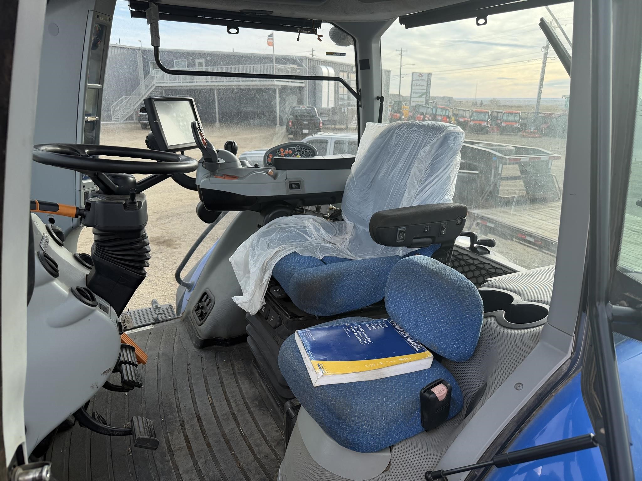 2015 New Holland T8.350