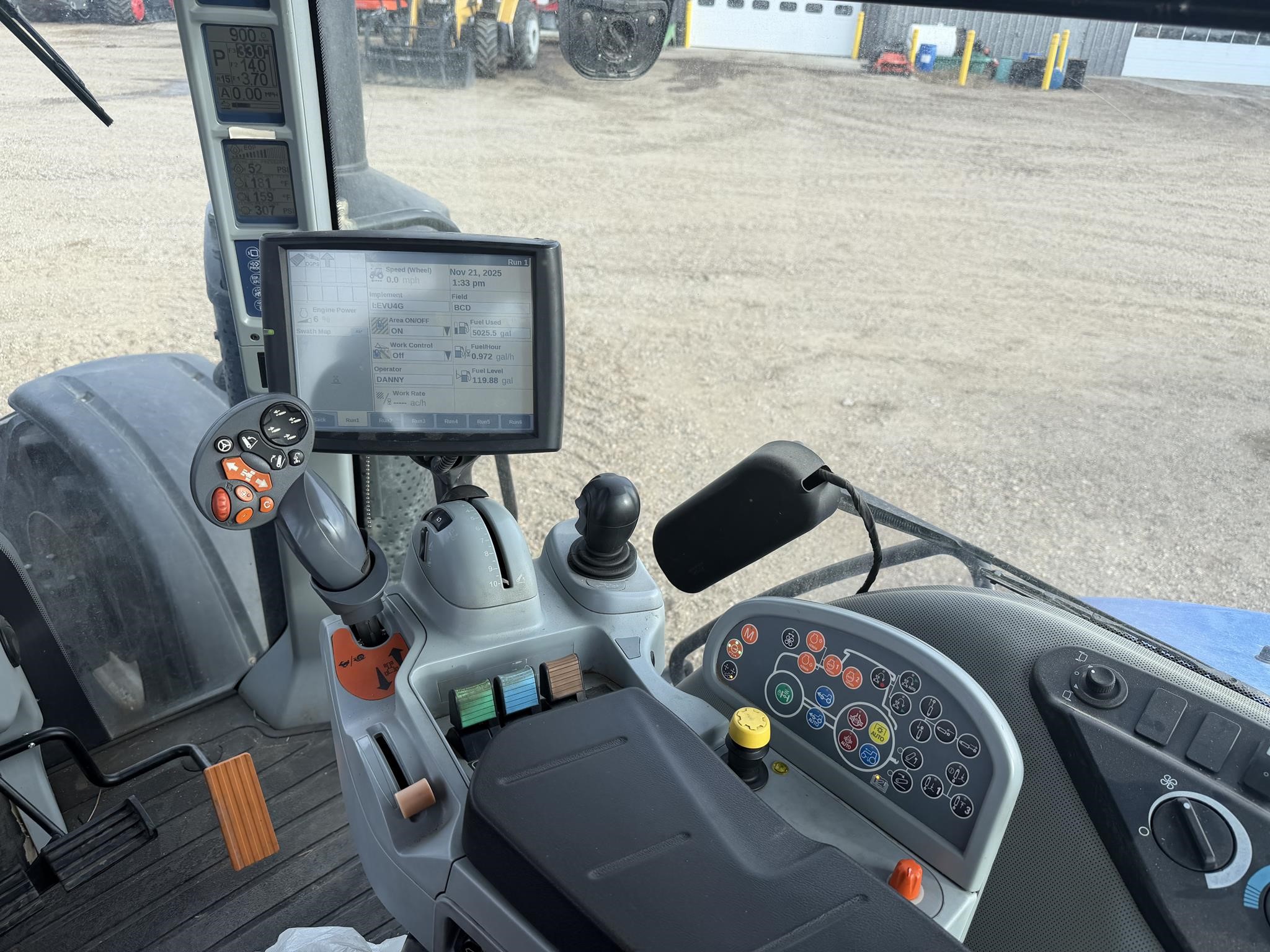 2015 New Holland T8.350