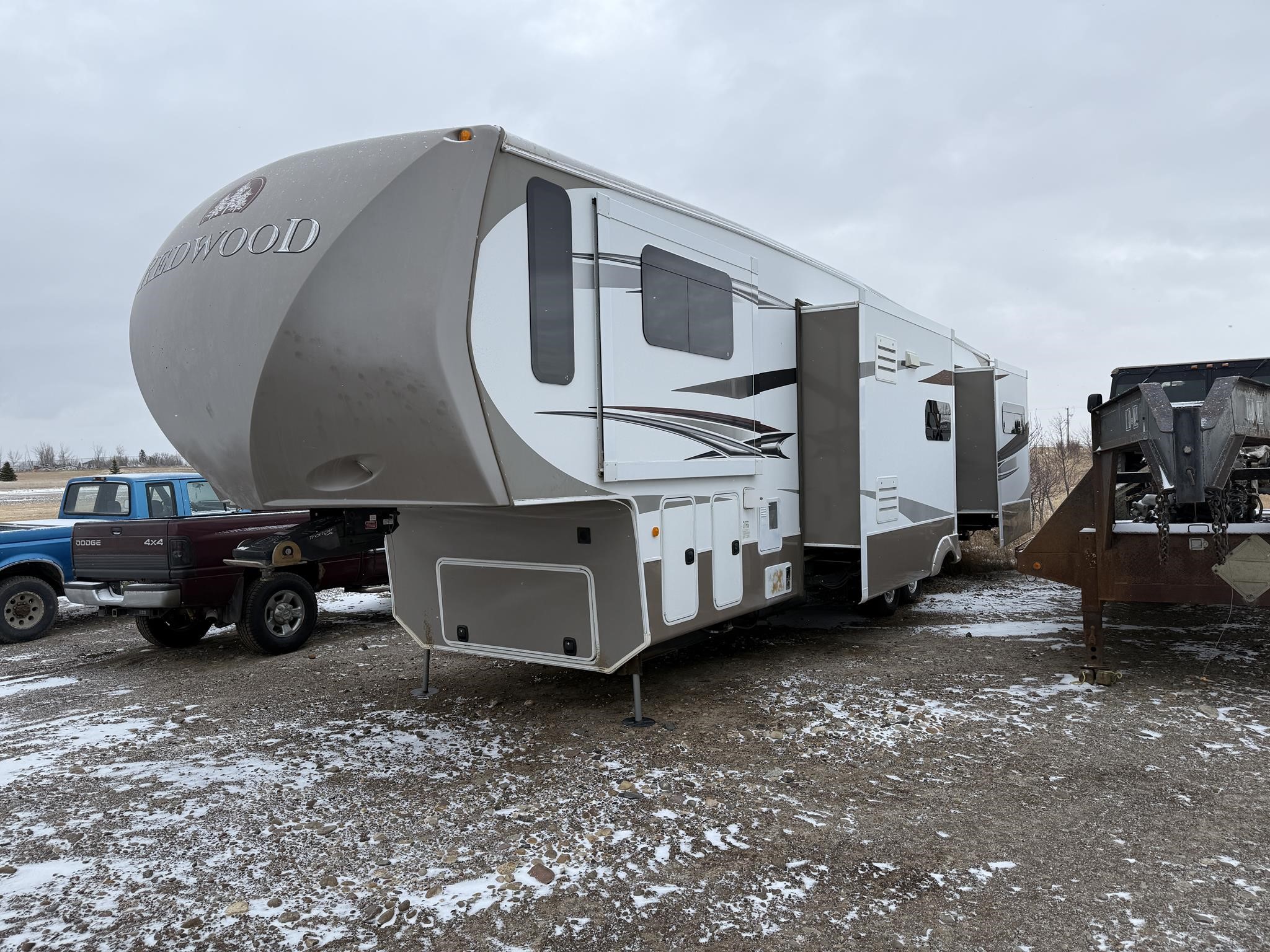 2012 Crossroads REDWOOD 36FL