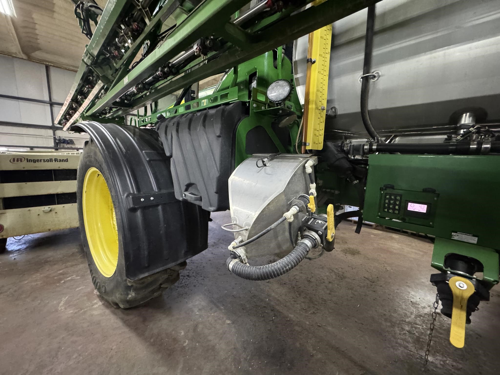 2017 John Deere R4045