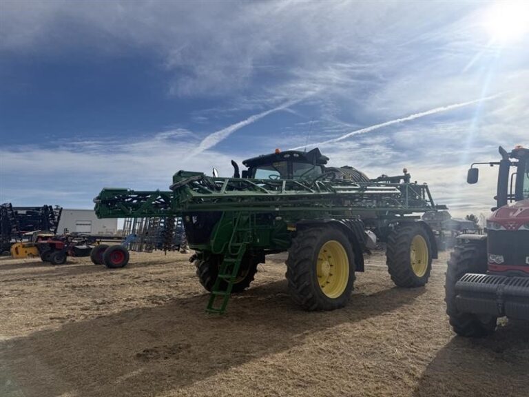 2017 John Deere R4045