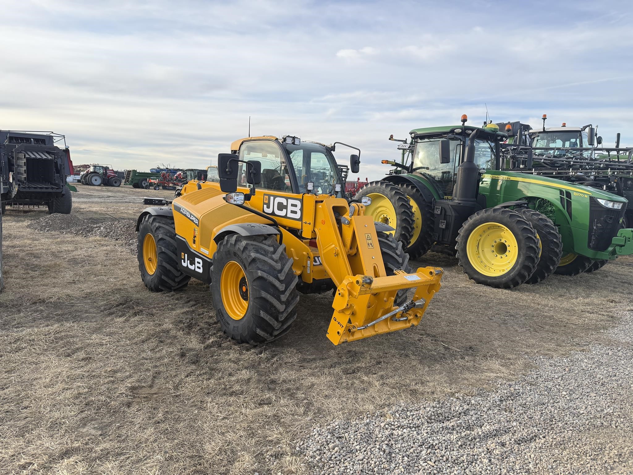 2022 Jcb 542-70 AGRI SUPER