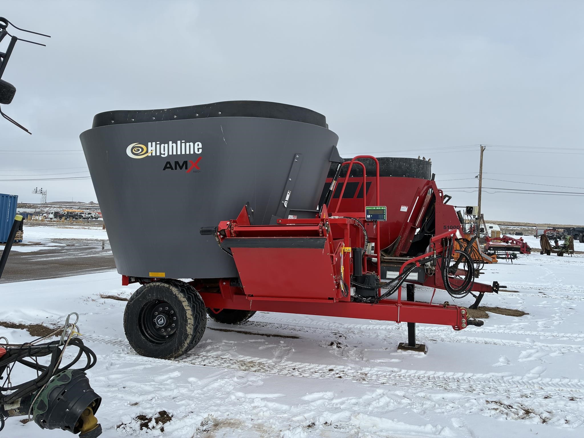 2024 Highline AMX520T