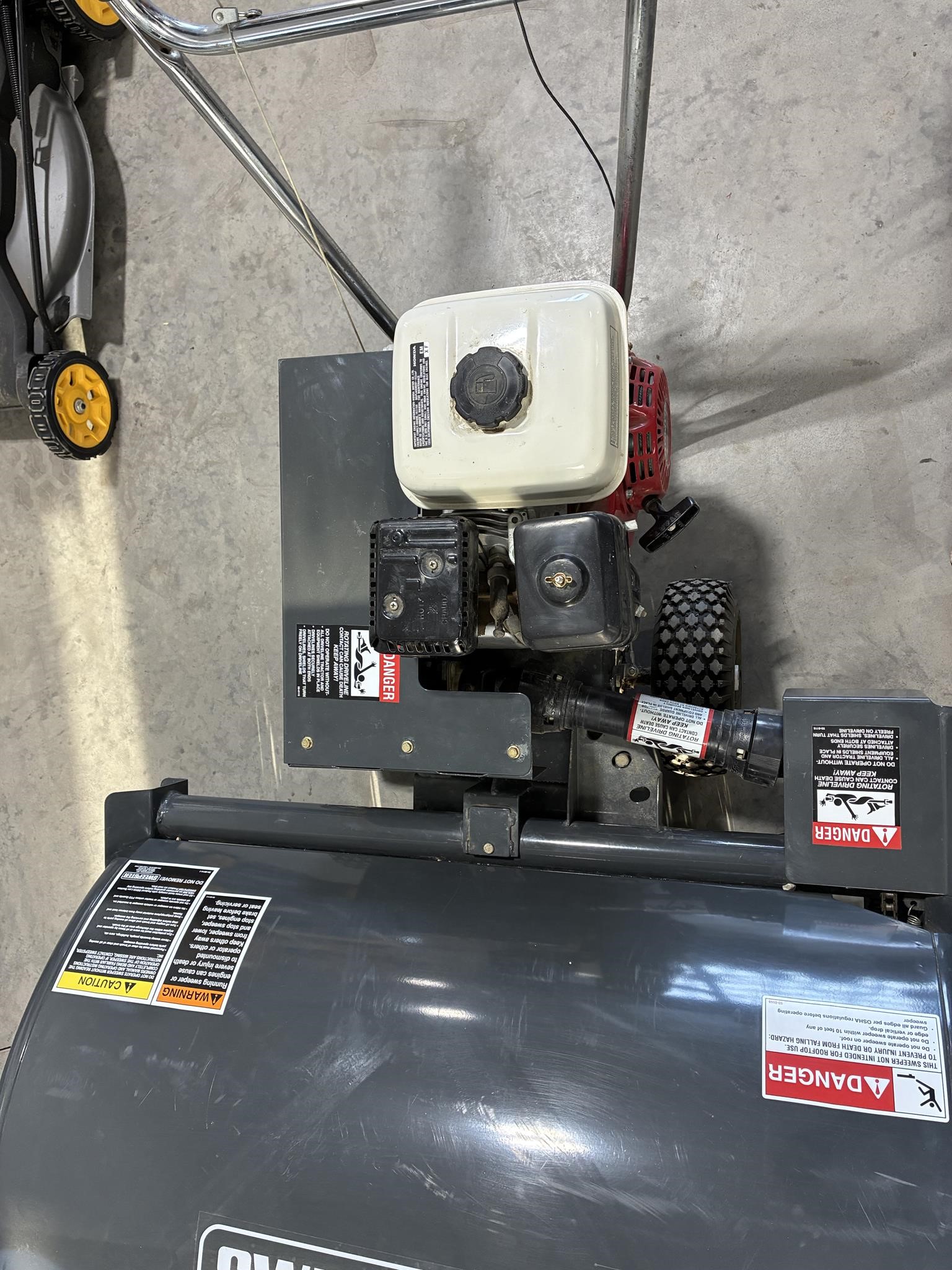 2018 Sweepster C36TWHPD1