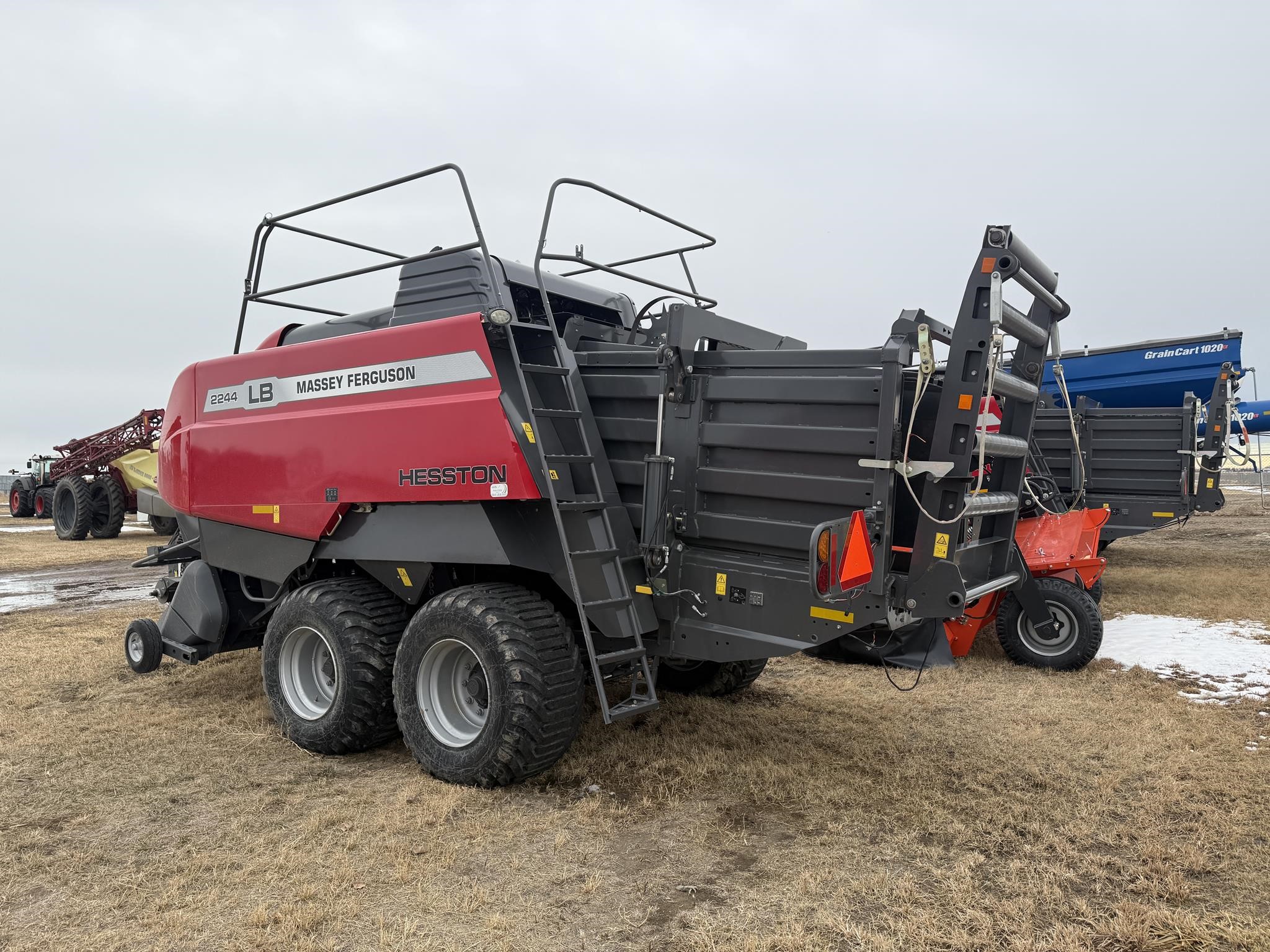 2024 Massey Ferguson LB2244