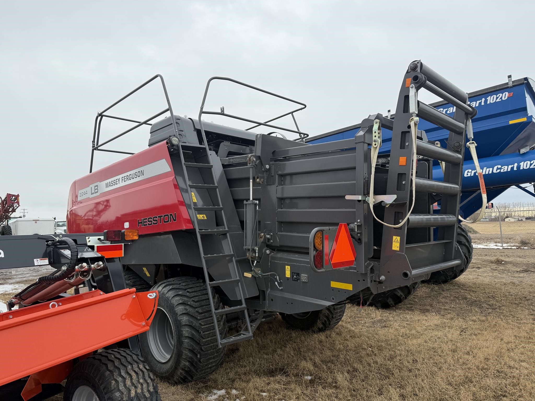 2024 Massey Ferguson LB2244