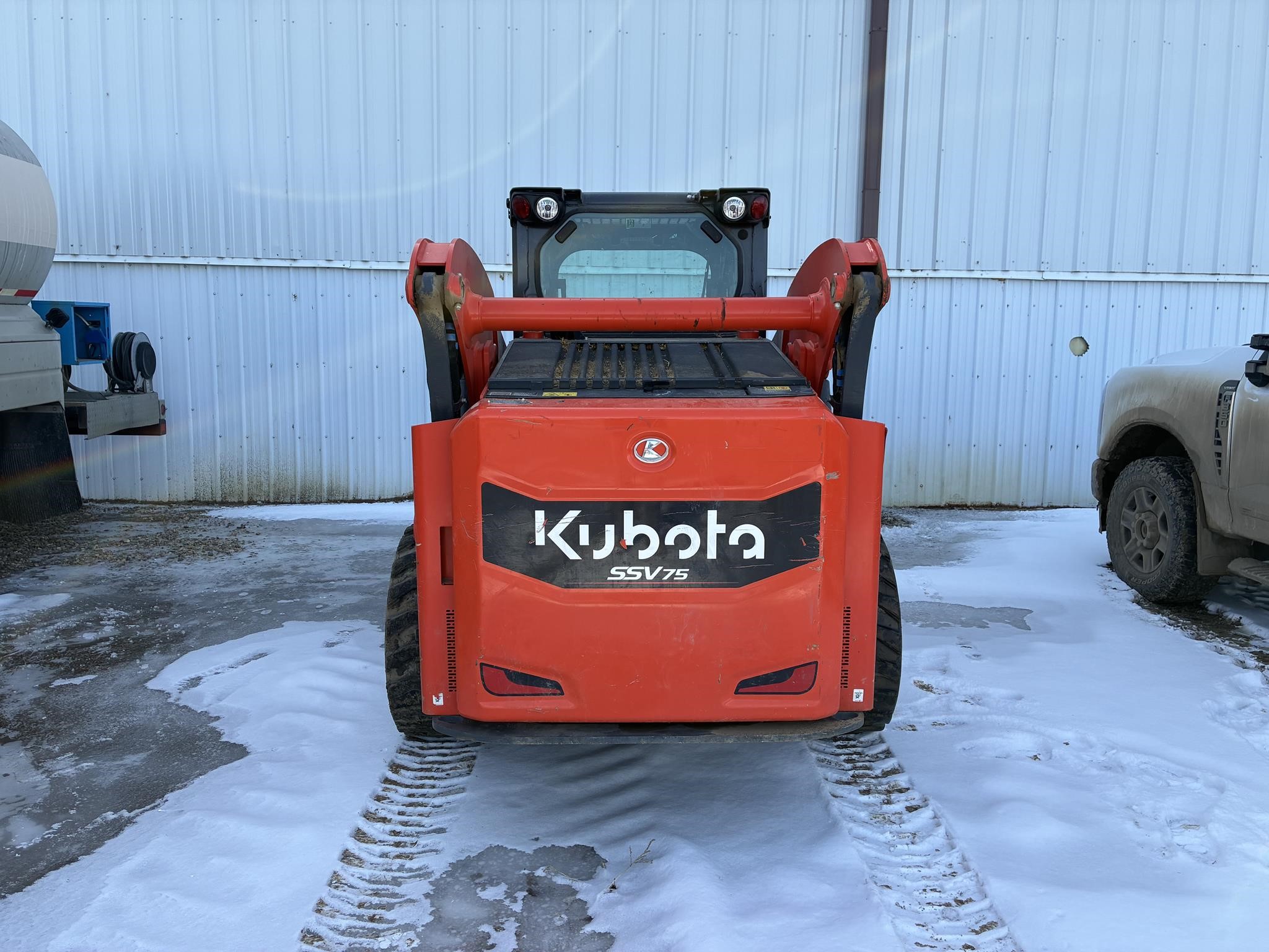 2024 Kubota SSV75