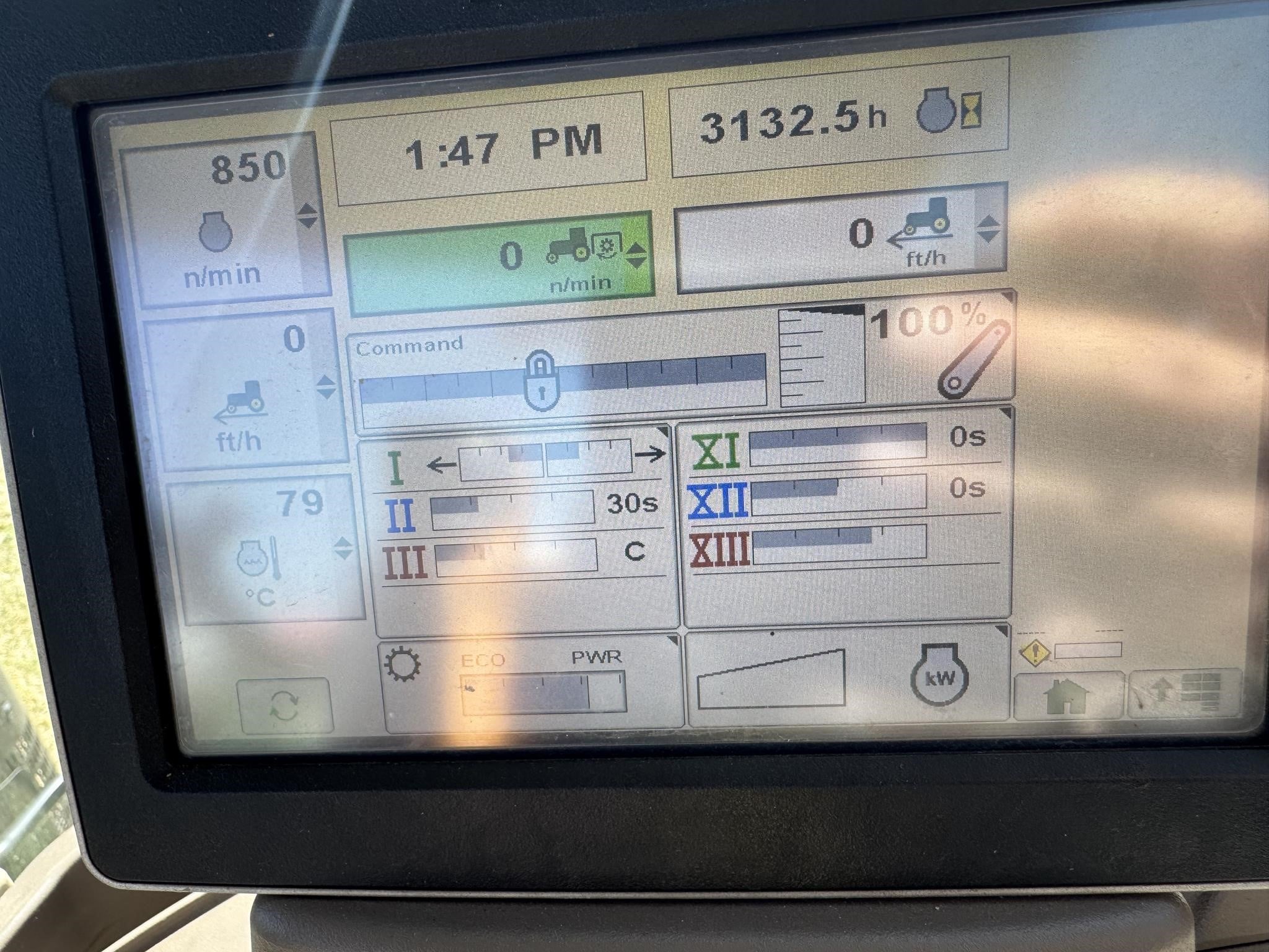 2015 John Deere 6140R