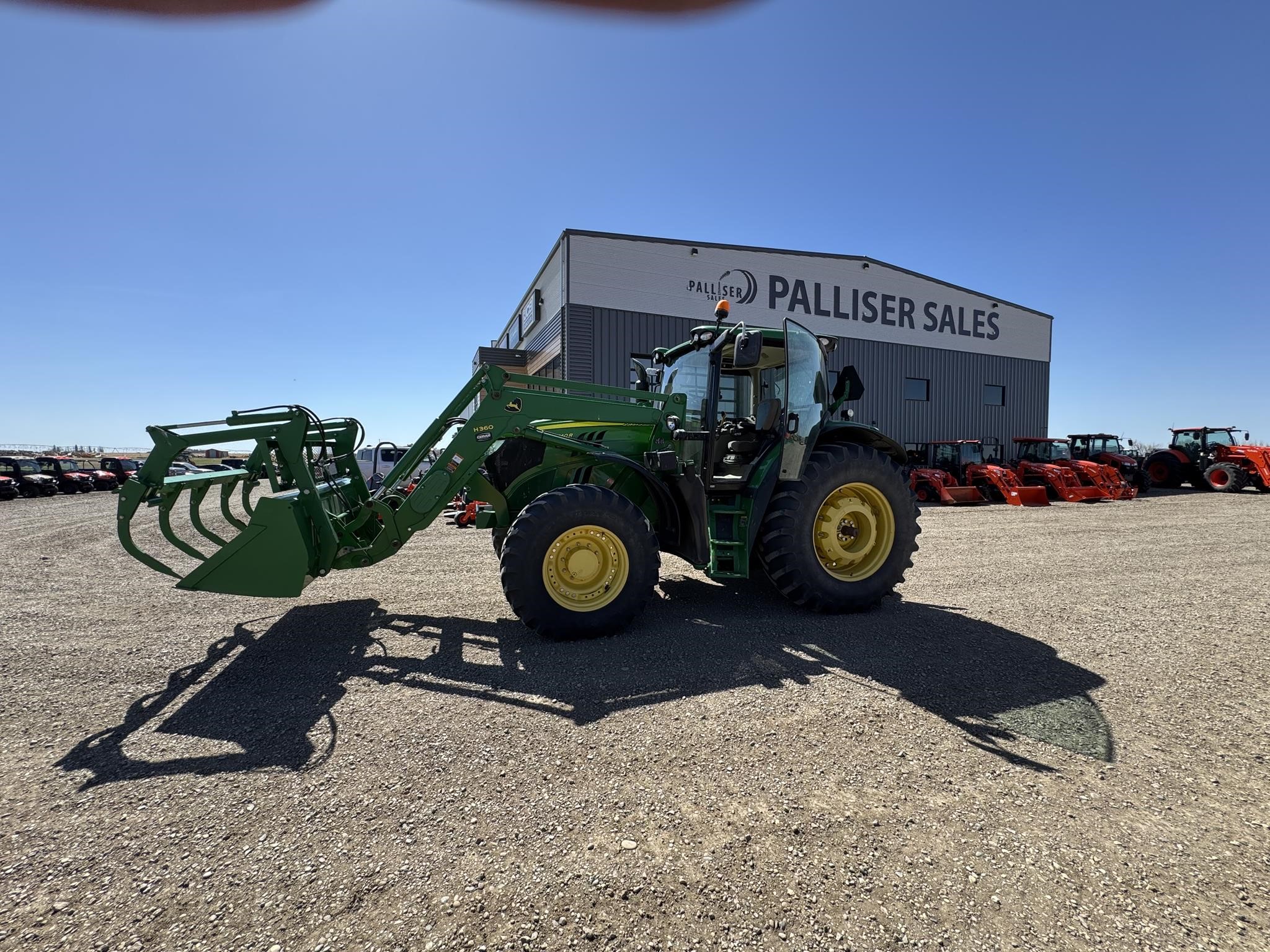 2015 John Deere 6140R