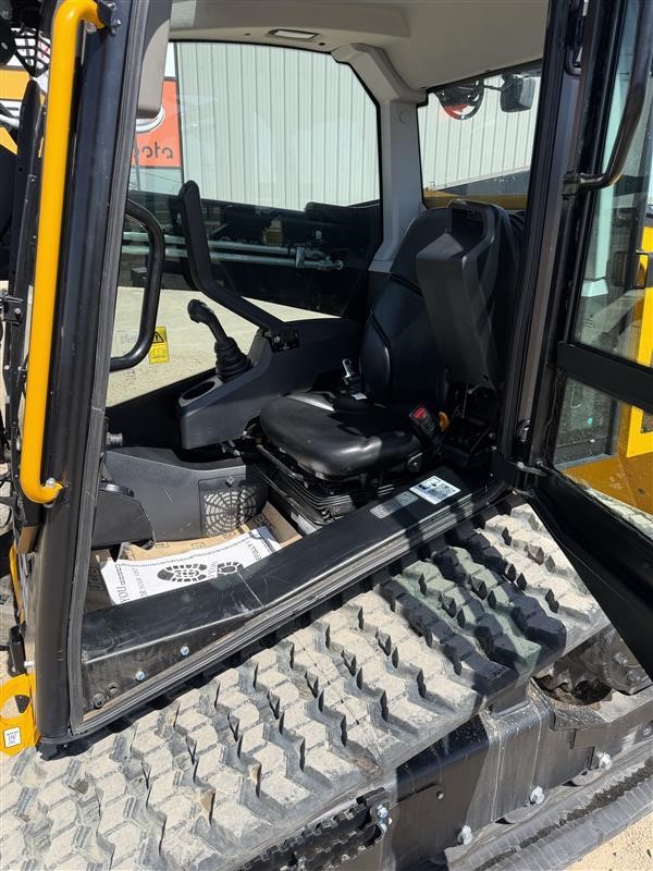 2024 Jcb 270T