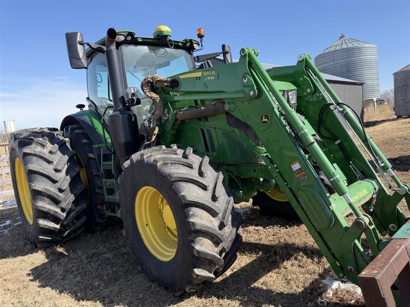 2022 John Deere 6250R