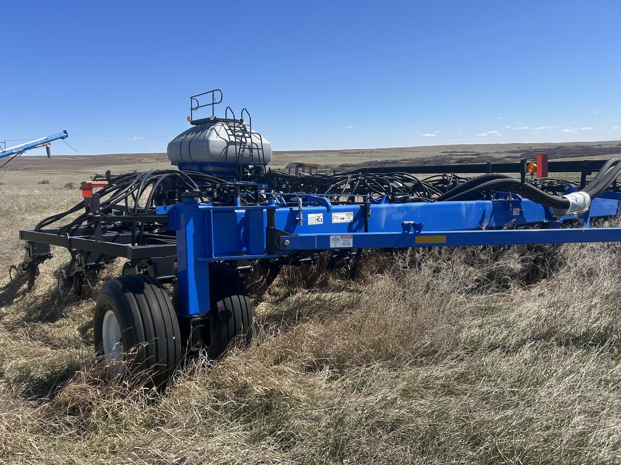 2013 New Holland P2070