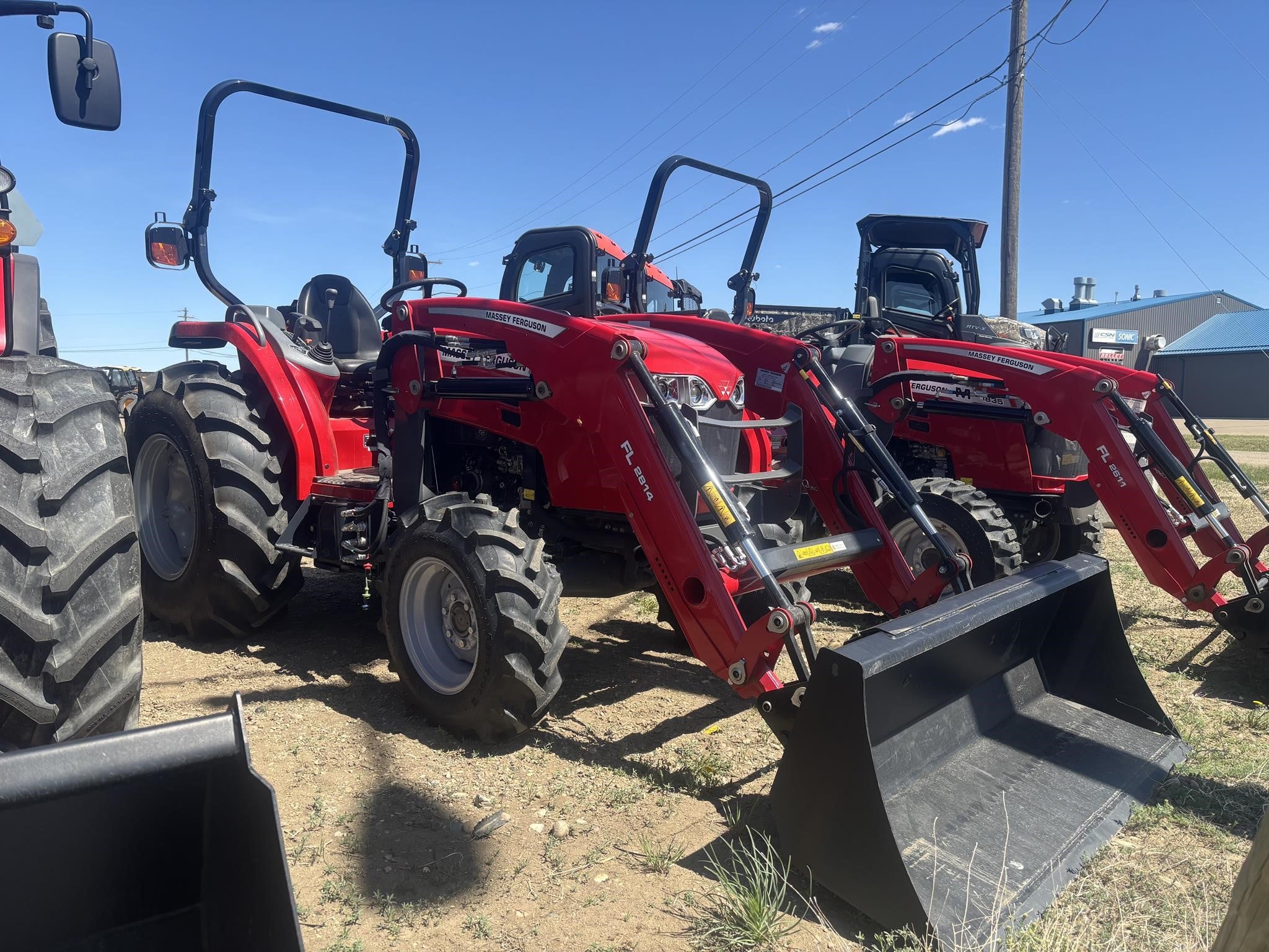 2024 Massey Ferguson 2850M