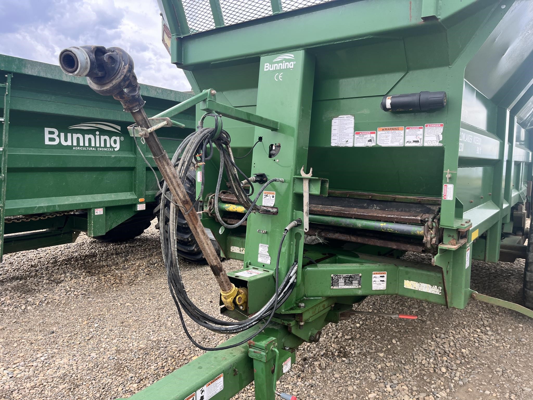 2021 Bunning LOWLANDER WIDEBODY 230
