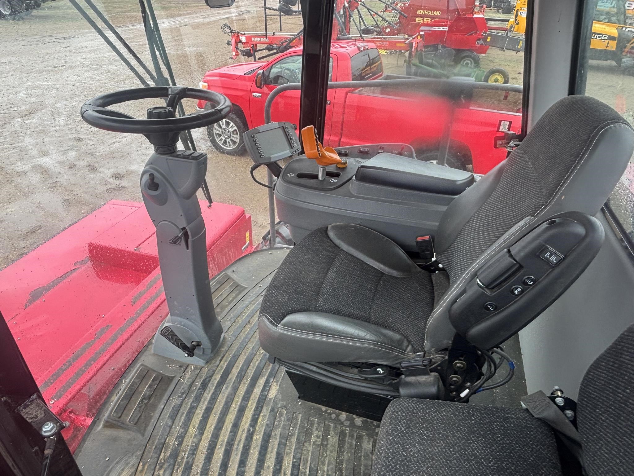 2015 Massey Ferguson WR9870