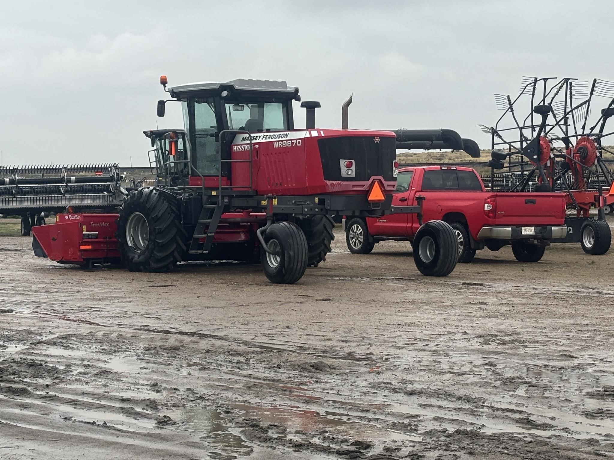 2015 Massey Ferguson WR9870