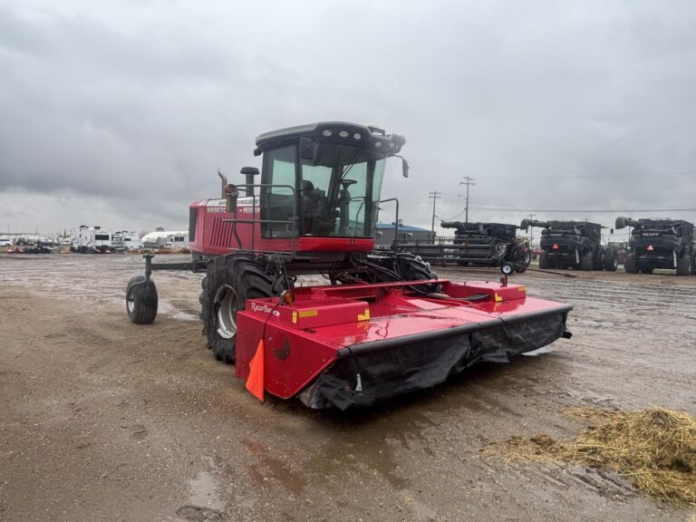 2015 Massey Ferguson WR9870