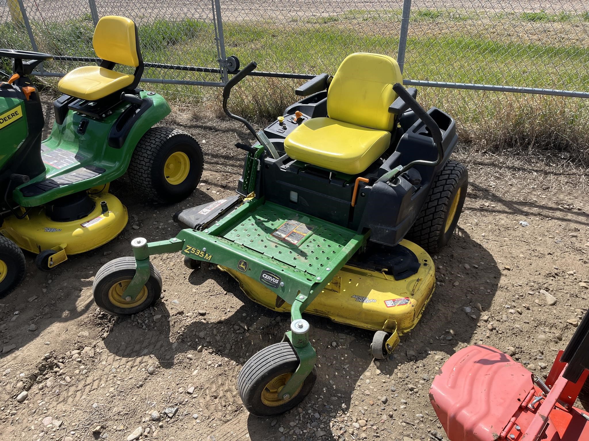 2016 John Deere Z535M