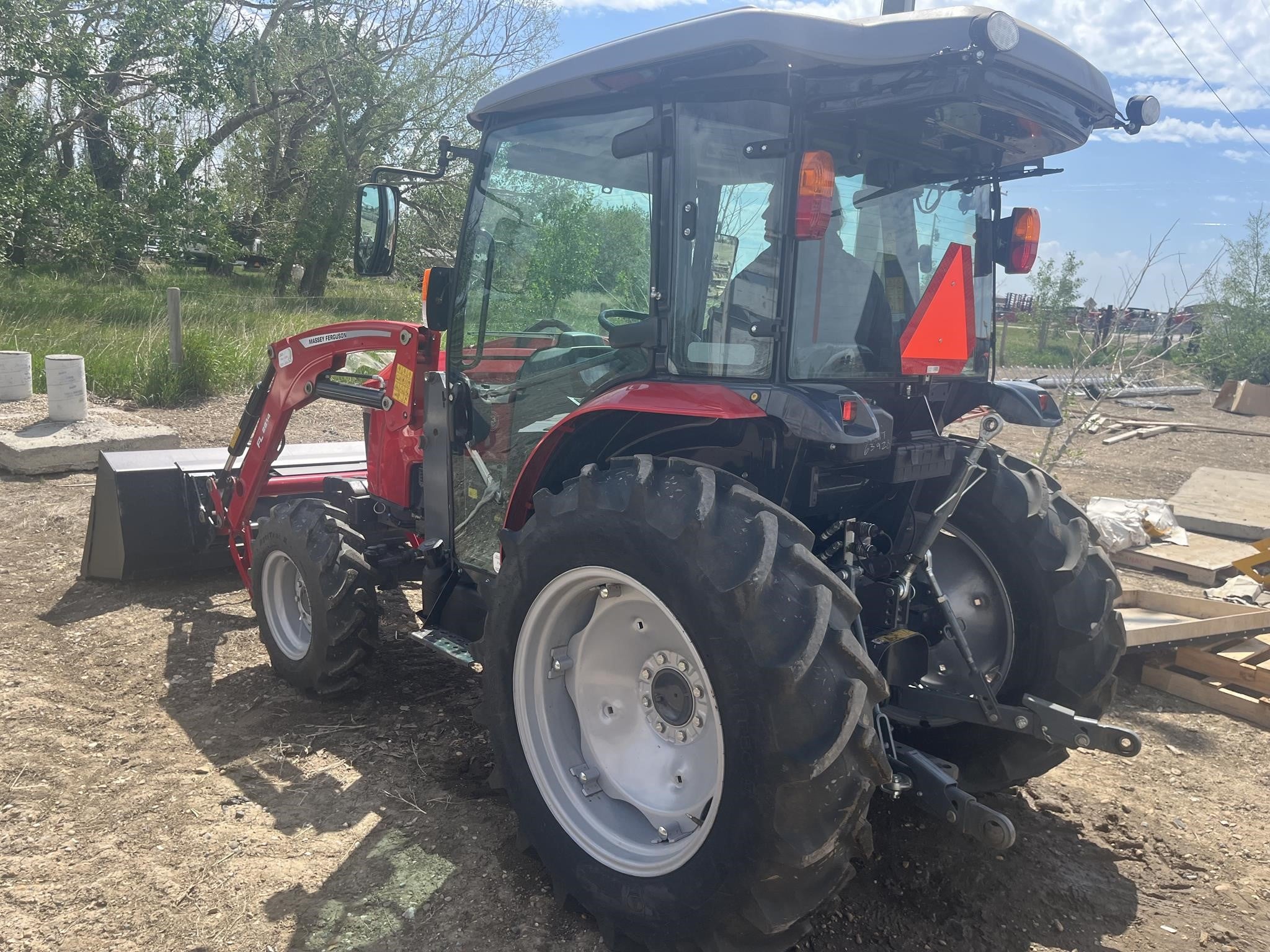 2024 Massey Ferguson 2860M