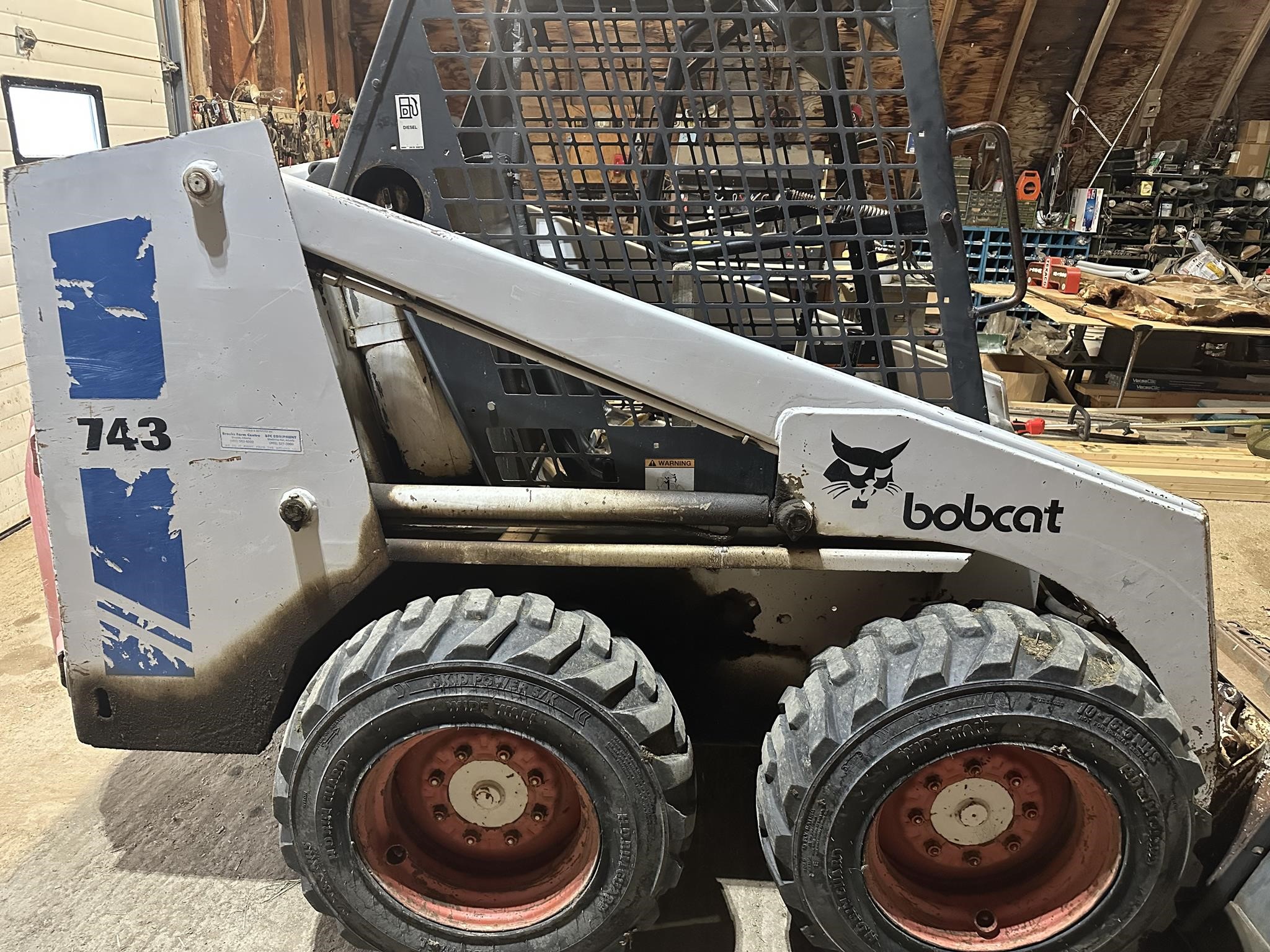 Bobcat 743