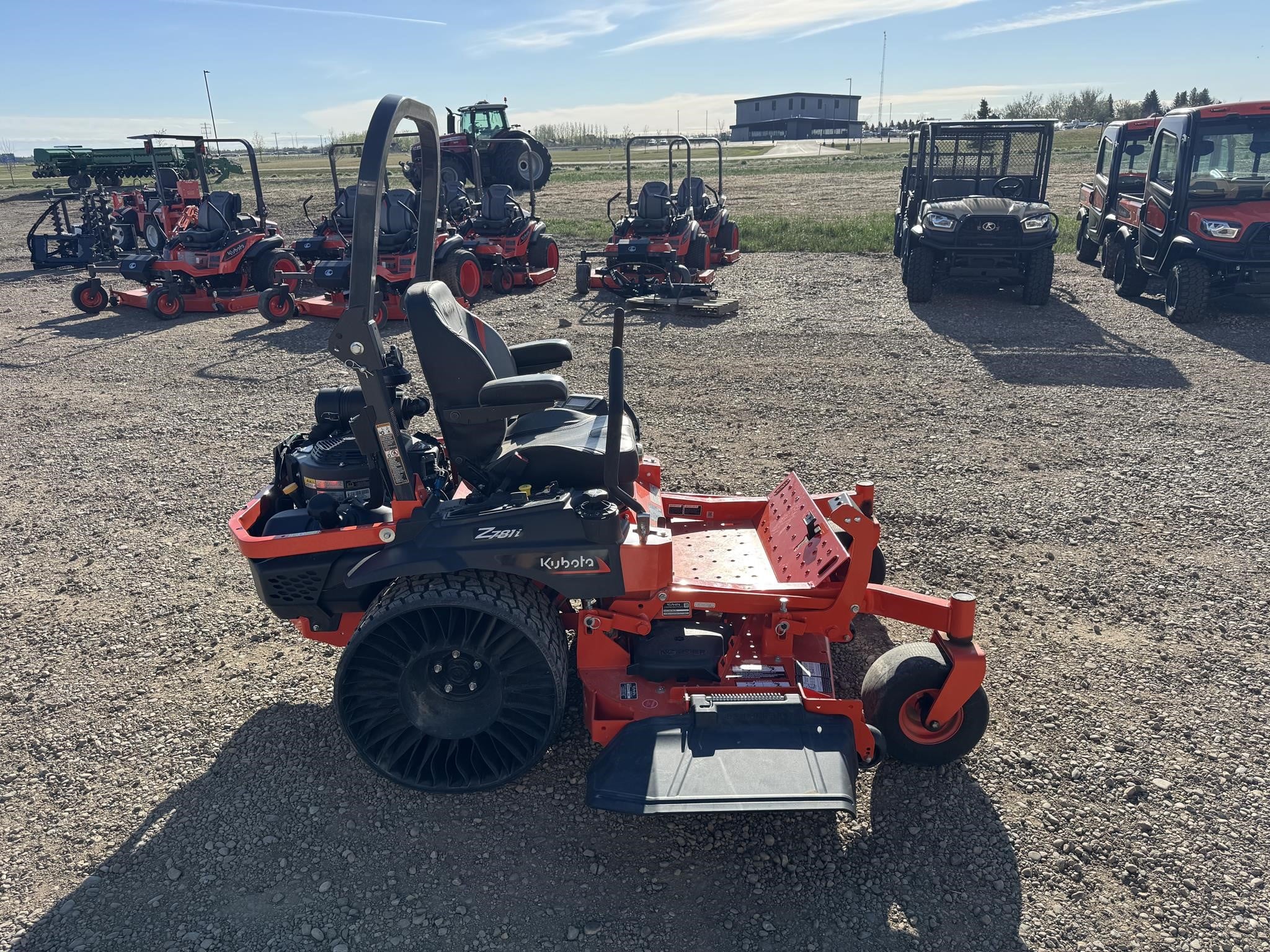 2023 Kubota Z781I