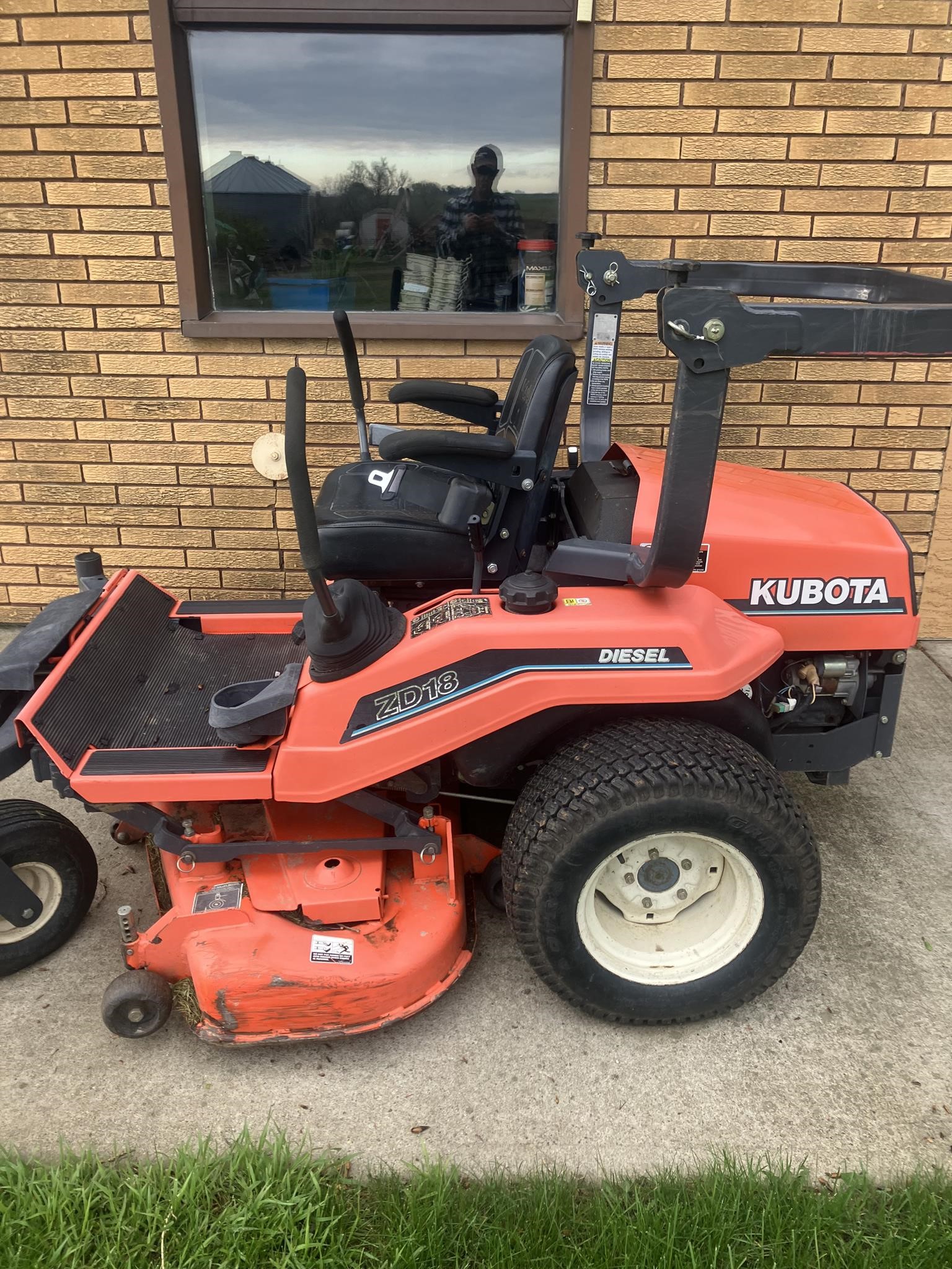 2004 Kubota ZD18