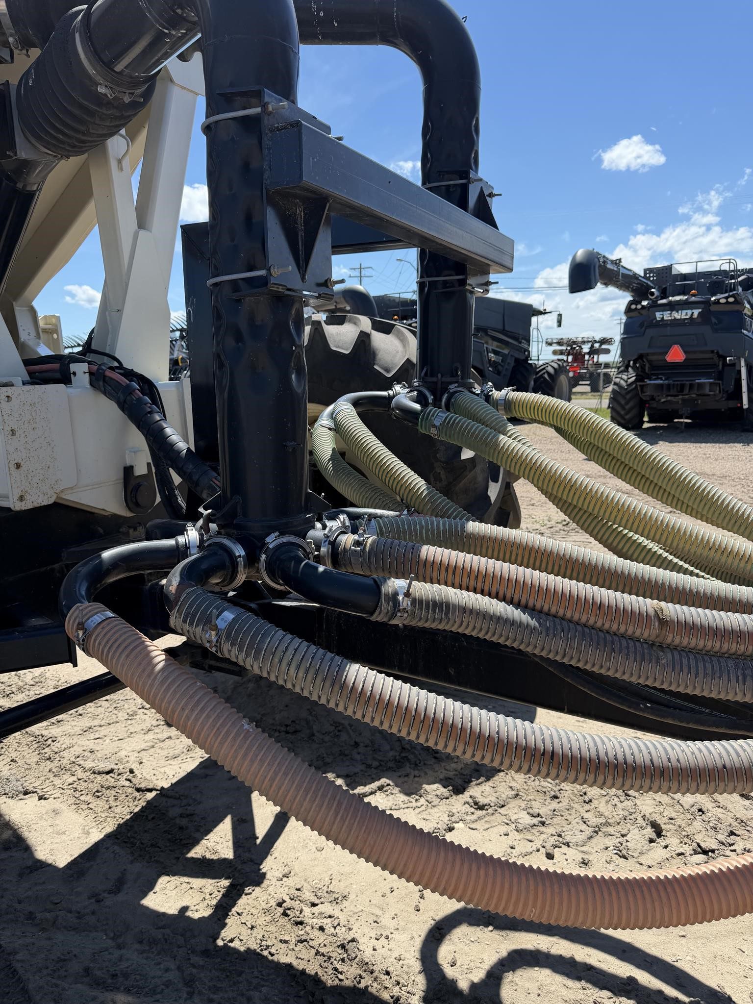 2013 Bourgault 3320-76