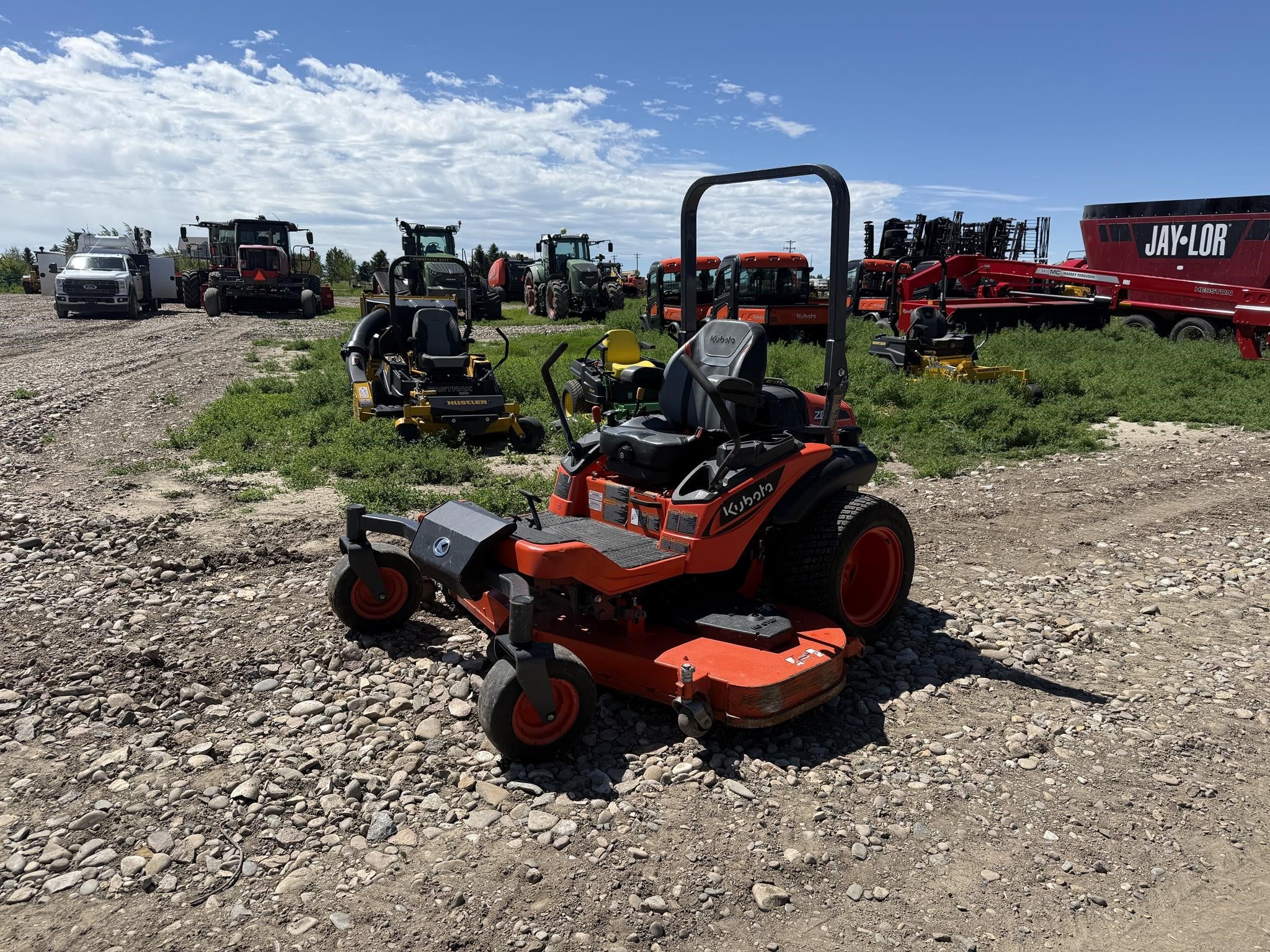 Kubota ZD1211L