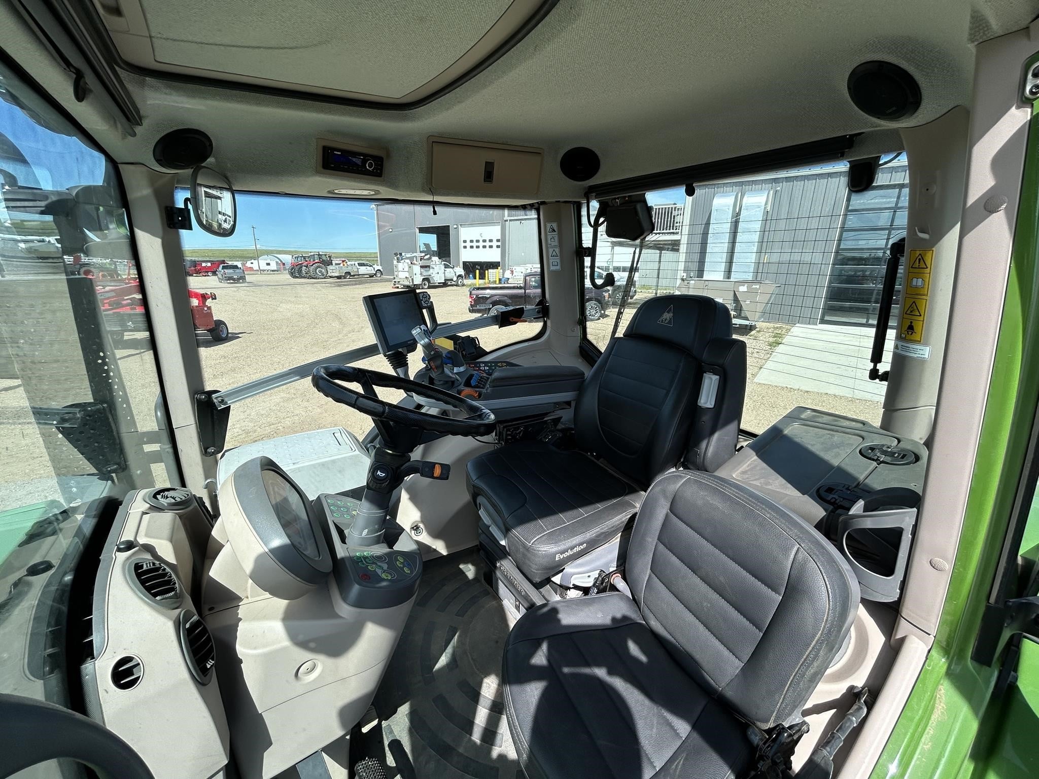 2023 Fendt 828 VARIO
