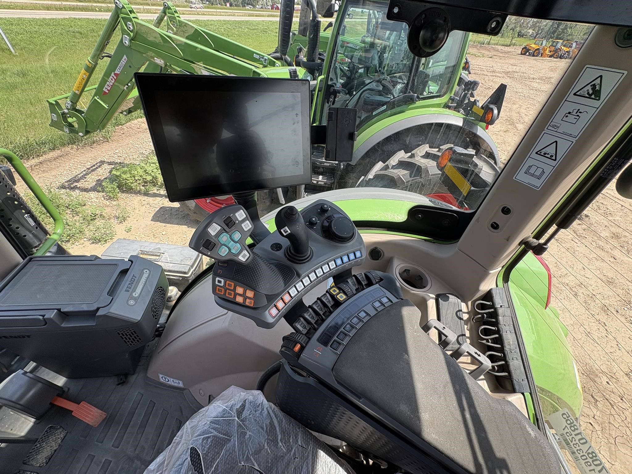 2025 Fendt 724 VARIO