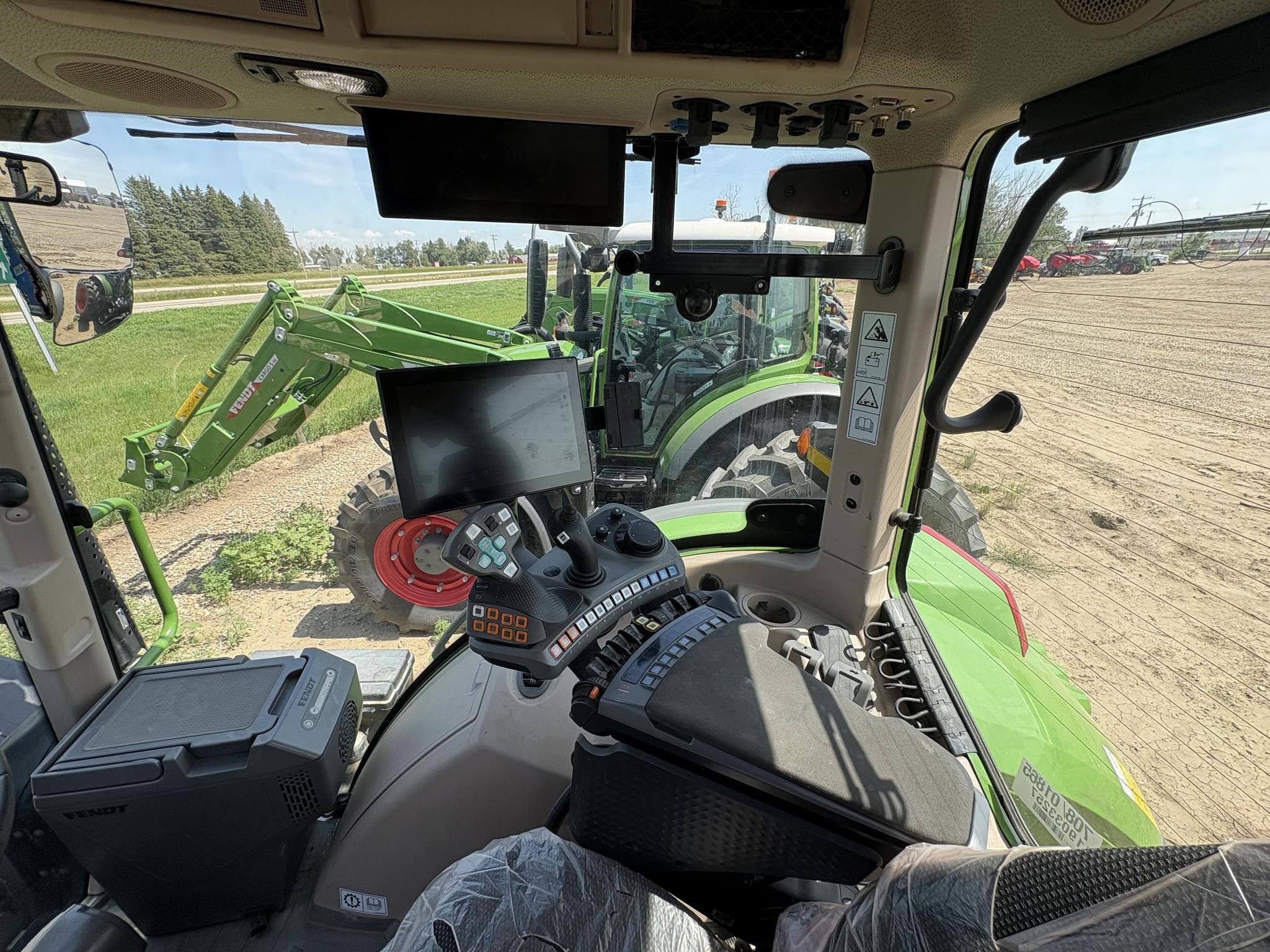 2025 Fendt 724 VARIO