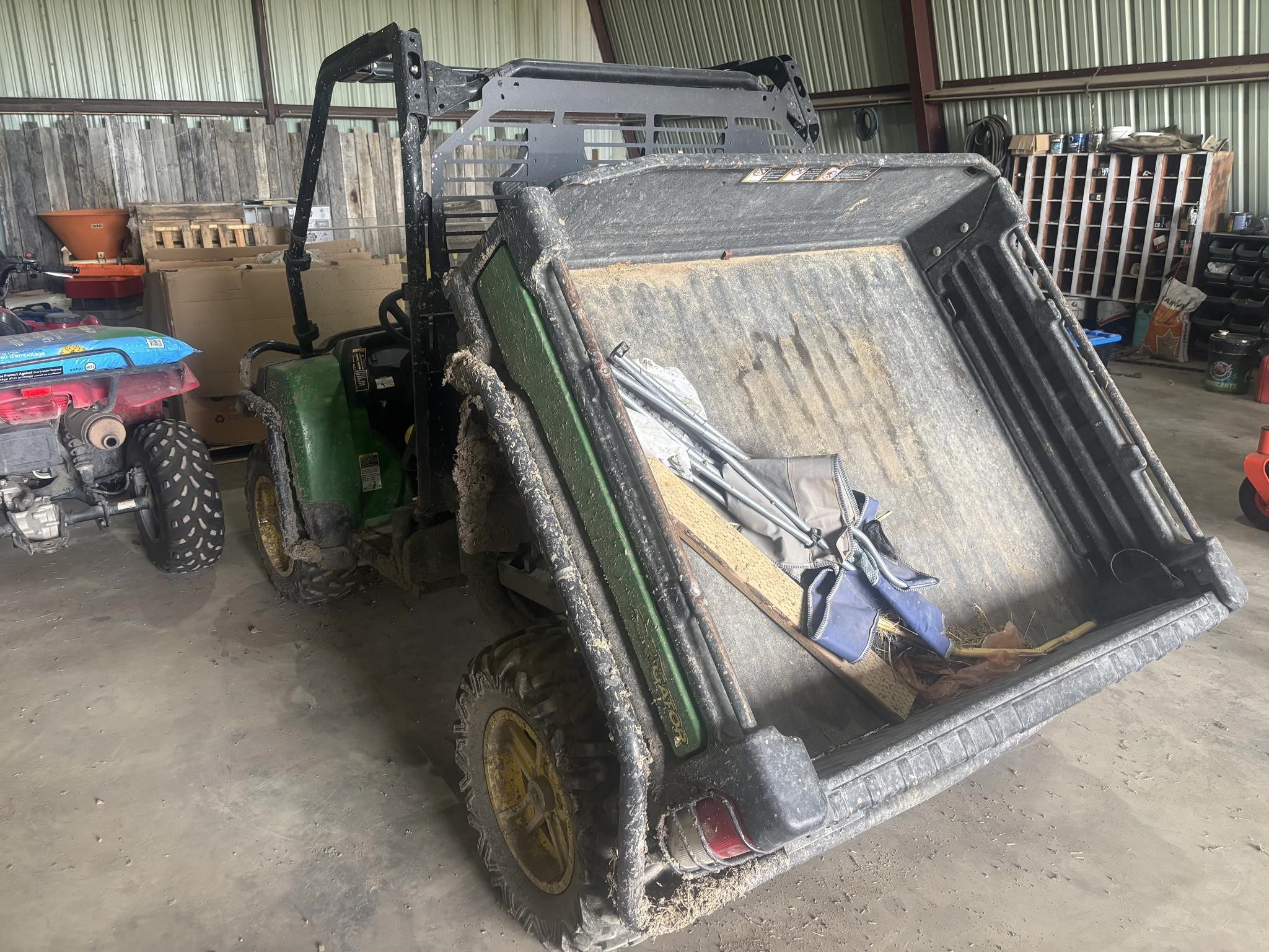 2013 John Deere GATOR XUV 825I