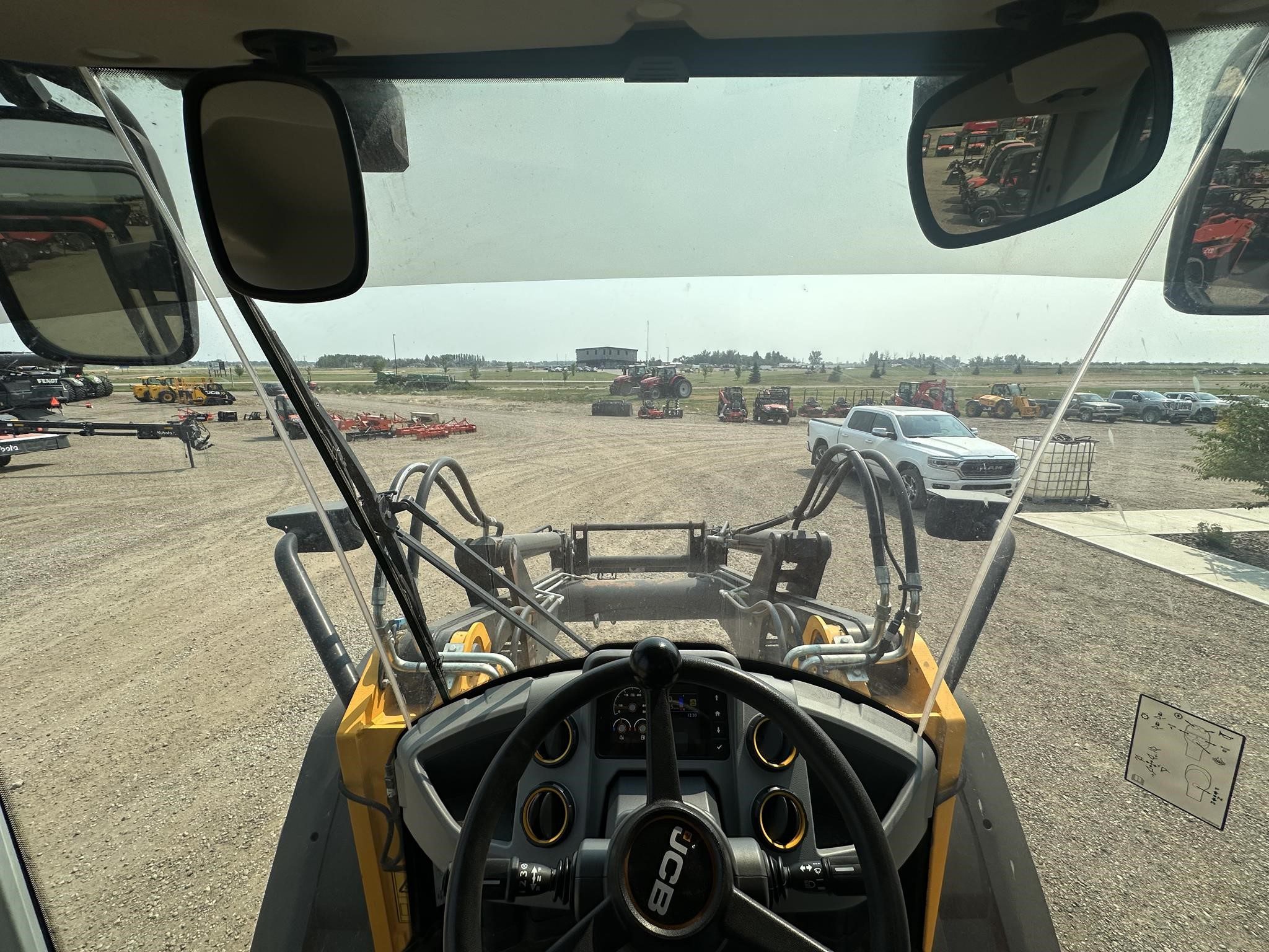2023 Jcb 437HT